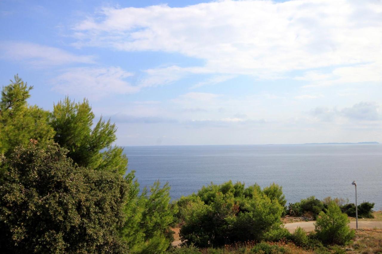 Apartments By The Sea Zavalatica, Korcula - 247 Exterior foto